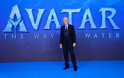 Secuela de ‘Avatar’ recauda 17 millones de dólares en noche de debut en EE.UU.