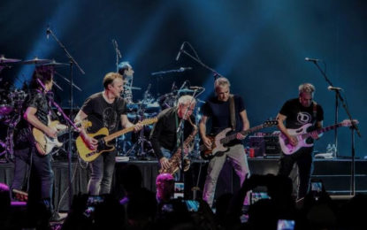 LOS ENANITOS VERDES & HOMBRES G Conclude their successful U.S leg of the ‘HUEVOS REVUELTOS’ tour with sold out performances in iconic venues