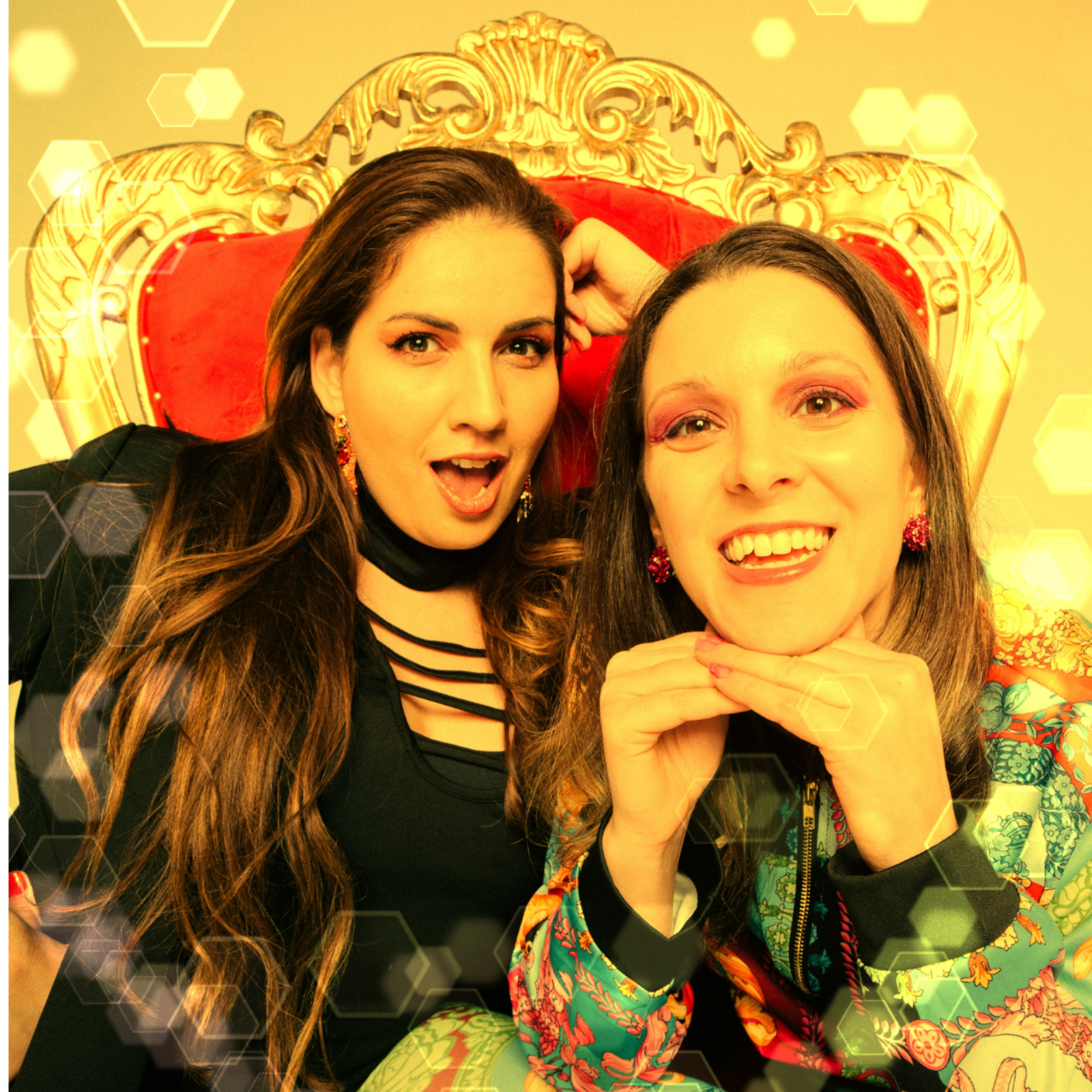 Mariana Risquez y Brittany Accardi Estrenan Nuevo Sencillo Titulado “Queen Bee”, una Fusión de Bubblegum-pop, Dance Electronico y Latin Swagger